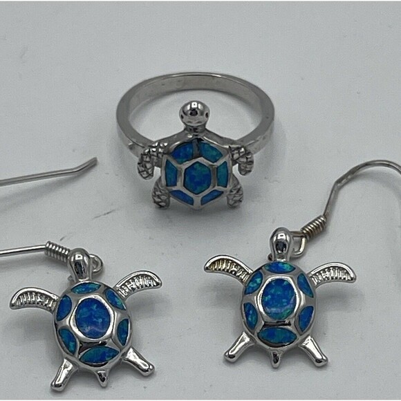 Honolulu Jewelry Co Sterling Silver Synthetic Opal Inlay Turtle Ring & Earrings - Picture 2 of 12